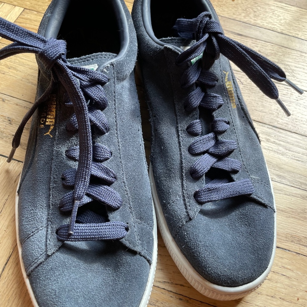Puma Suede Classic Sneakers in Navy in size 40.5